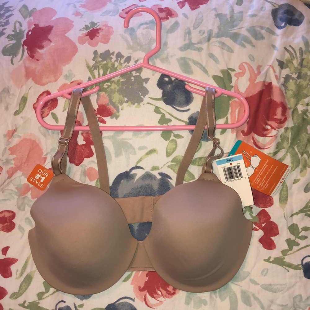 Nude bra. Never worn! Tags still on